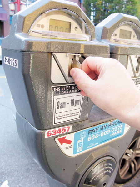 温哥华停车收费表遭贼大规模动手脚 投钱只进