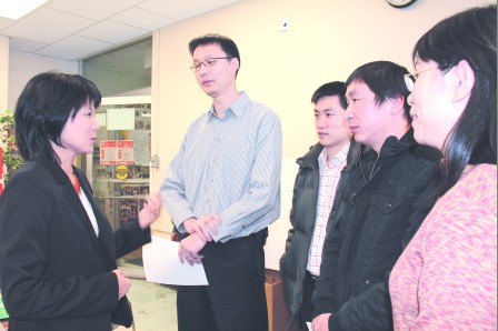 北京审批慢香港3倍 父母团聚北京竟要等6.3年