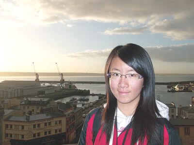 加拿大青年论坛 华裔高中生赖蔼玲获选参加