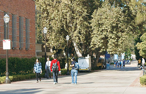 (图文)全美最危险院校 洛杉矶加大名列榜首 - 温