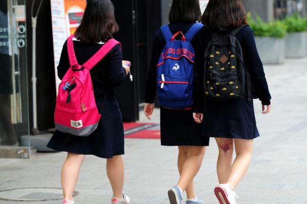 列治文和本拿比校区 中国小留学生占5成