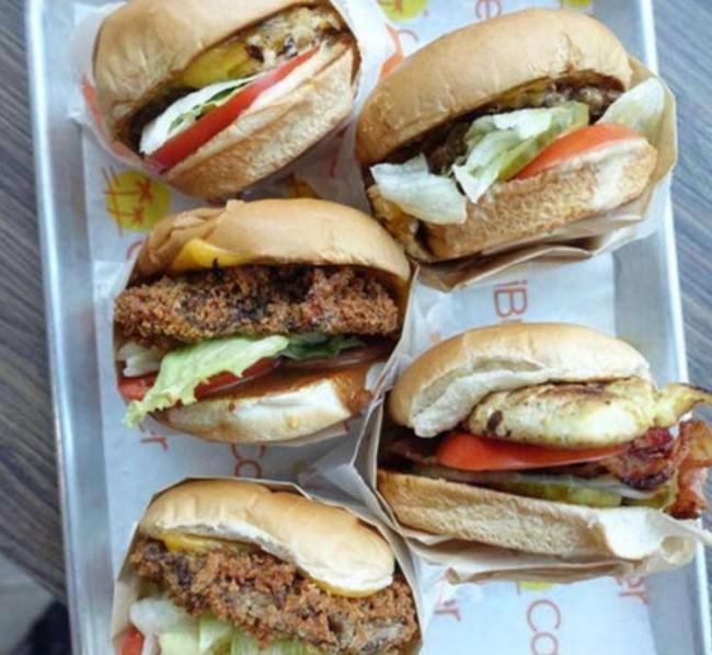 温哥华也有纯正美式汉堡了 传说中梁静茹加盟开店的Cali Burger