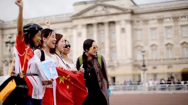 翻4倍！加拿大要大幅增加中国游客和留学生数量