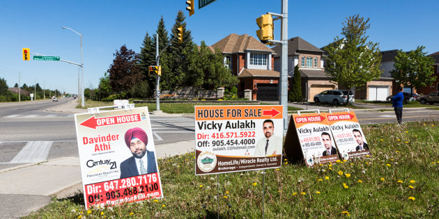 加拿大房价全球下跌最猛 断崖式大跌的信号？