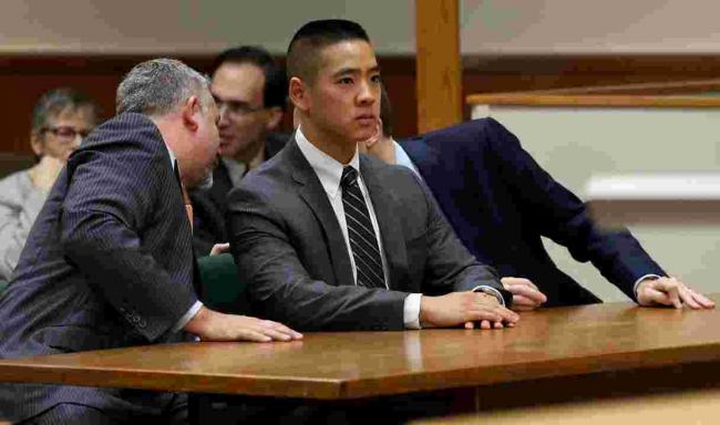 19岁华裔富二代数枪杀死父亲 法官却将他当庭释放