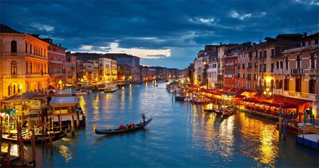海城威尼斯与城邦自治
