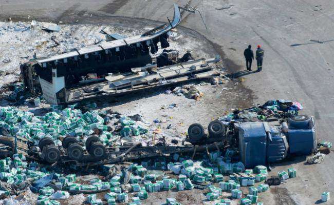 加拿大的死亡地带 冰球队巴士车祸地曾出车祸死6人