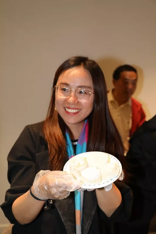中国留学生举行月饼创意大赛 郡苑就业基地启动
