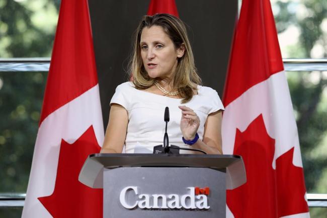 北美自贸协议谈判 川普直言不喜欢加拿大女外长