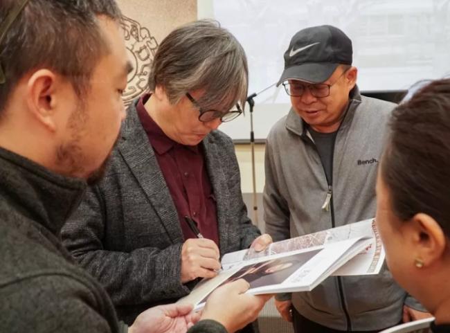 岁月无声 中国当代著名画家黄洪涛作品展开展