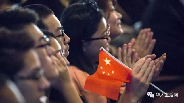 中国留学生屡遭海关“特殊待遇”，无奈辍学...