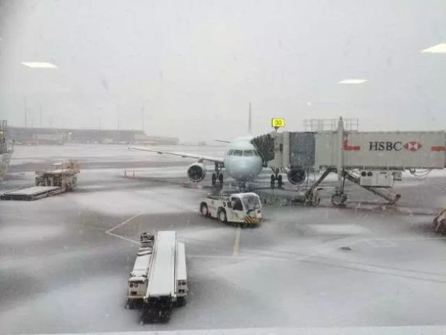 大温渡轮停摆机场安检排长龙 雪还要下