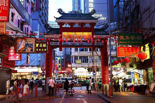 香港最有特色的街道 有很多电影都来取景