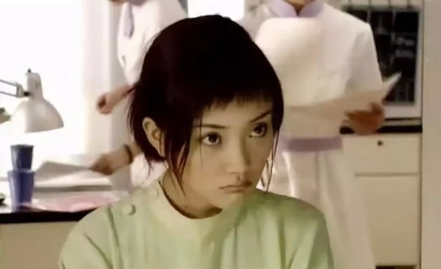 李小璐16岁拍摄的禁片 也预言了她糜乱的人生
