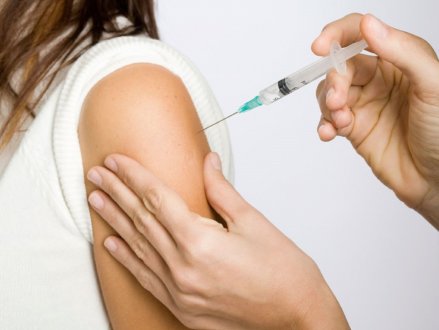 卫生厅拨款向幼儿园至12年级学童撞种麻疹疫苗