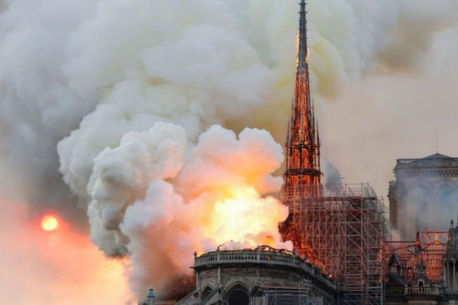 不到24小时，巴黎圣母院捐款超7亿欧元