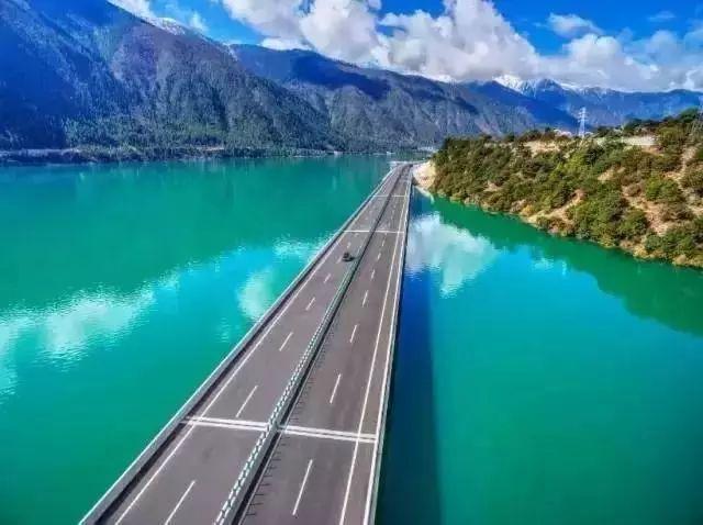 中国唯一一条不收费的高速公路 颜值爆表