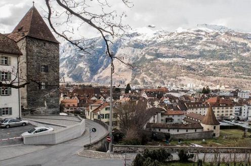 瑞士东部库尔镇 世界上“最古老”小镇之一