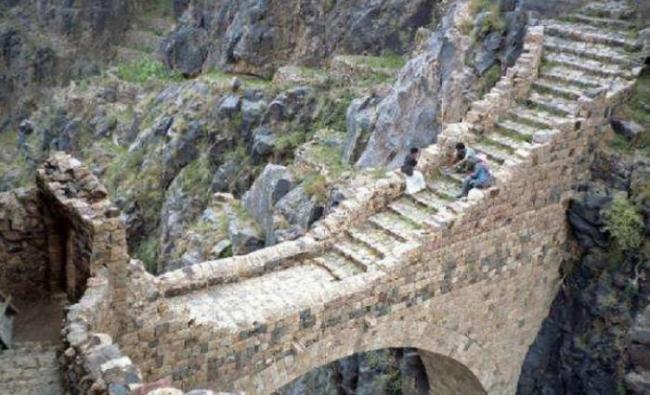 世界上最“古怪”的桥 400年前就存在
