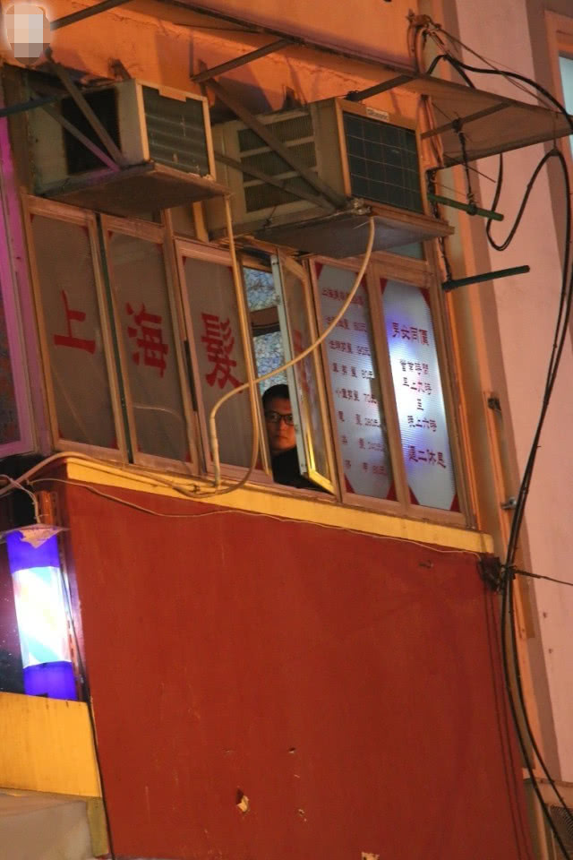 谢霆锋和甄子丹香港街头拍打戏 引发街坊不满
