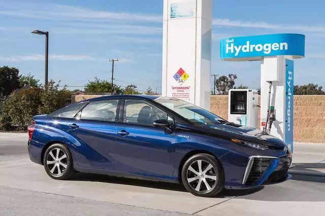 氢燃料电池汽车相比电动车 有哪些优势？