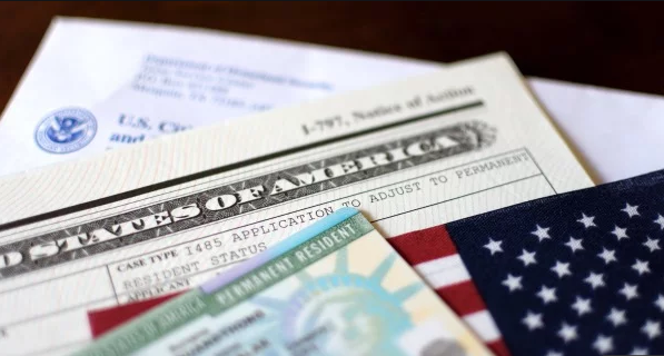 美国移民新规 领福利者将被拒申请绿卡或移民