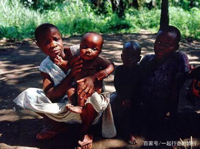 非洲“寿命最短”部落：8岁生孩子20岁就养老？