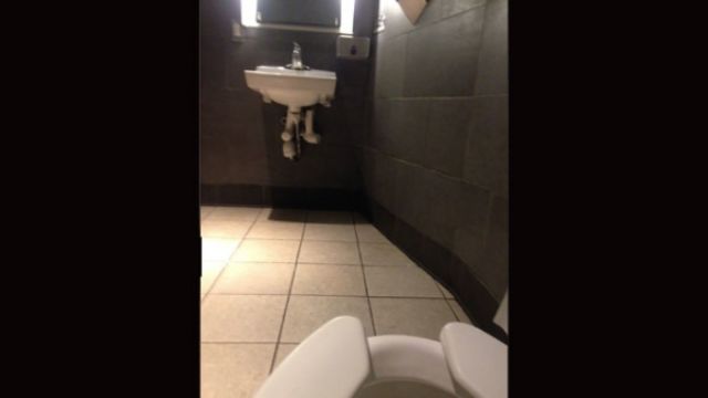 BC最著名酒庄厕所被放摄像头 华人旅行团常来
