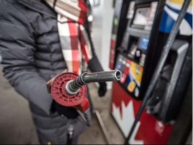 BC司机每年油费多花4.9亿，新立法将出台