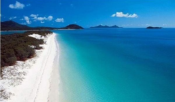 世界上最美的十个沙滩介绍和景点特色
