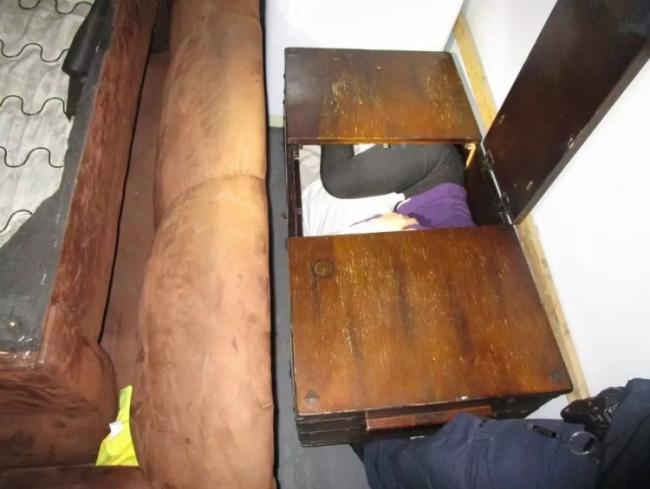 藏洗衣机、藏冰箱…11名中国人在美墨边境被捕