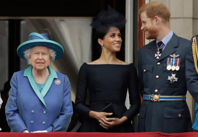 哈里夫妇与英国王室成功“分家”，代价几何？
