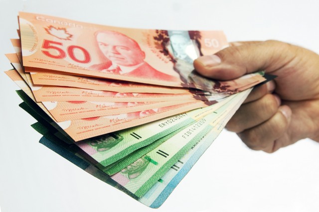 4月9日加拿大政府额外发钱 算算你能领多少？