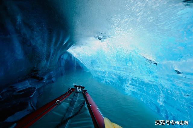 阿尔卑斯山下的神奇冰洞 被称为“魔鬼地狱”
