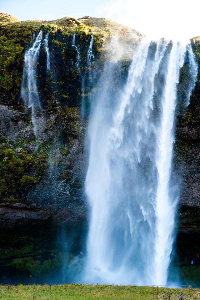 冰岛黄金圈的三大瀑布 第一个是《雷神2》取景地