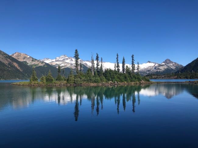 Garibaldi 湖简直美哭了，一个让你想爱的地方