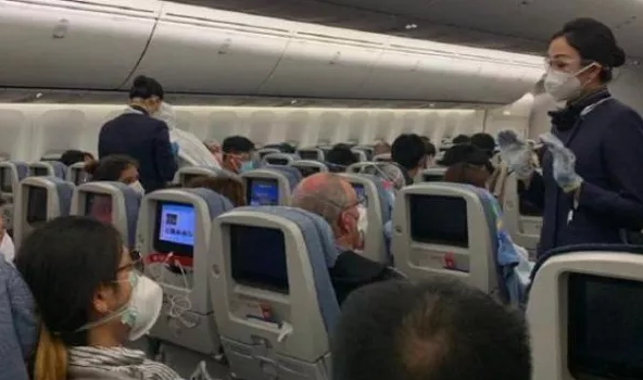 突发熔断，东航确诊10例 加飞中国航班再现感染