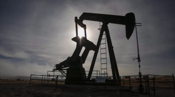 特鲁多政府为石油工业一年补助180亿加元