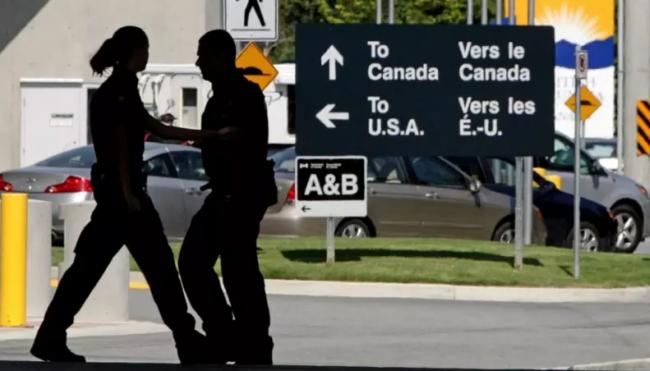 美国持续对加拿大关闭陆地边境 至少到8月21日