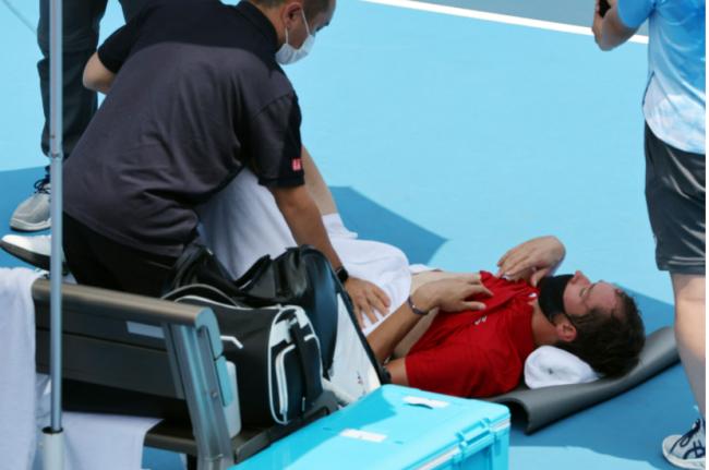 网球名将崩溃 东奥赛场质问：我死了怎么办？