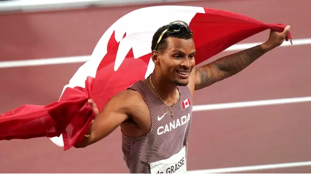 快报：100米夺得铜牌 加拿大男子运动员零的突破
