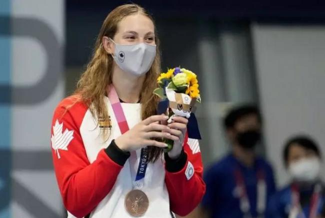 多伦多21岁女飞鱼 7面奖牌称冠加拿大
