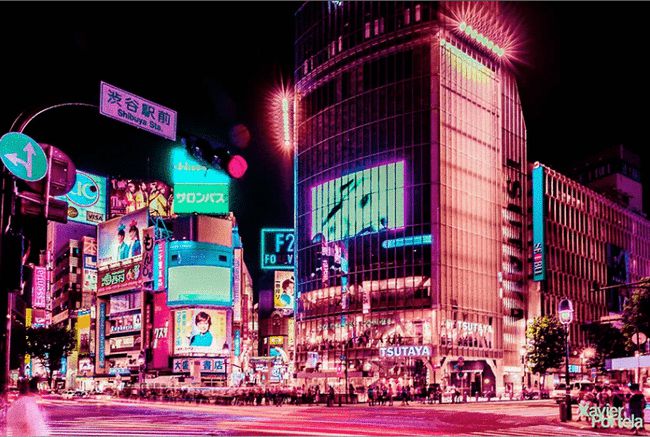夜色中的日本东京美景 就像从漫画中走出来一样