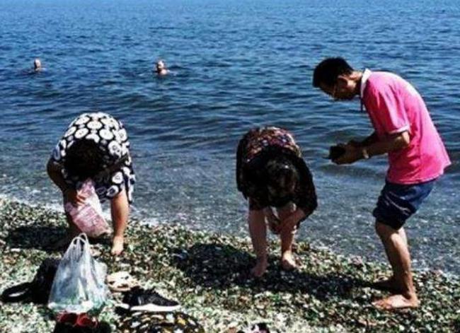 俄罗斯著名“宝石”沙滩 当地人最怕中国游客