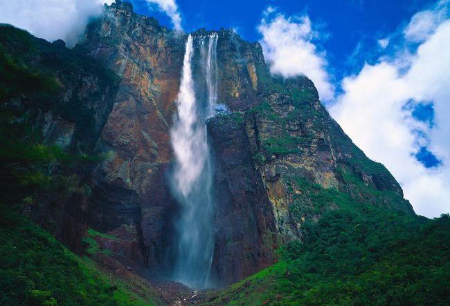 世界上最高瀑布 相当于13个黄果树瀑布