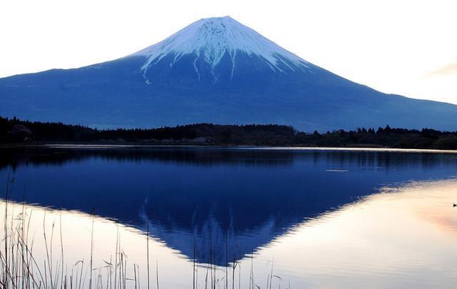 日本富士山口发现一座寺庙 日本每年向其交租