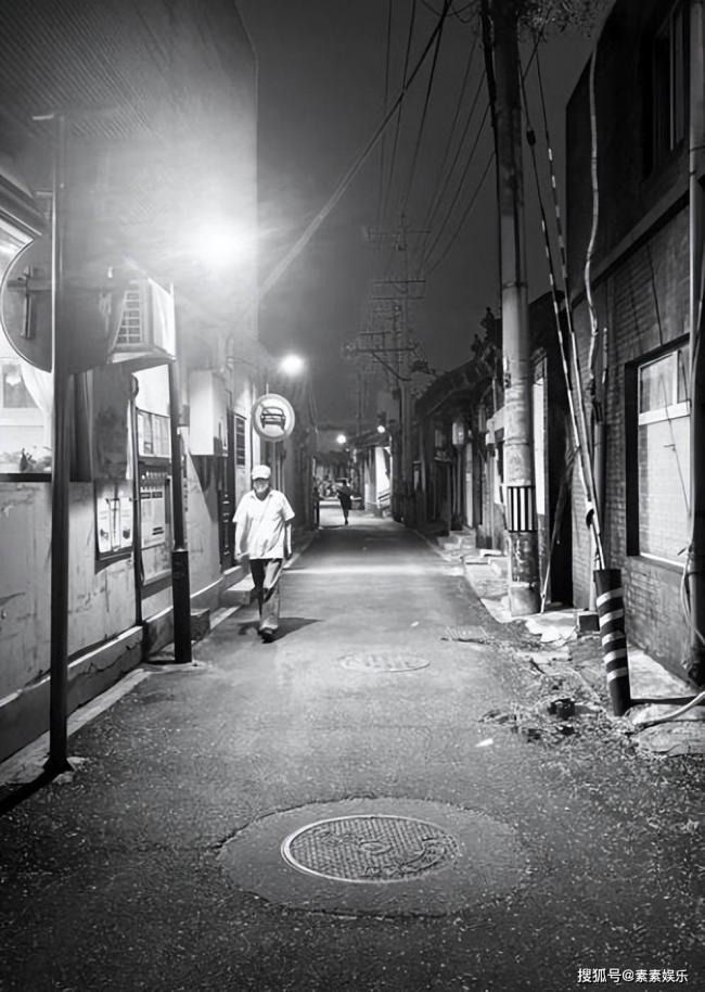 李嫣拍超酷街景 开始走专业的摄影路线