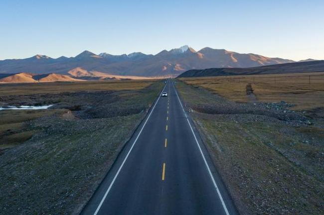 新疆最美的独库公路 自驾游的天堂