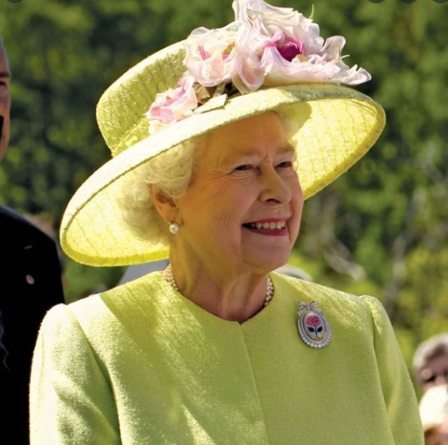 英国女王离世，一个时代谢幕，可是与我们又有什么关系？