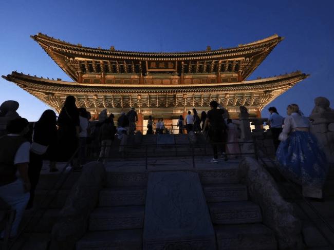 韩国景福宫 吸引众多游客打卡